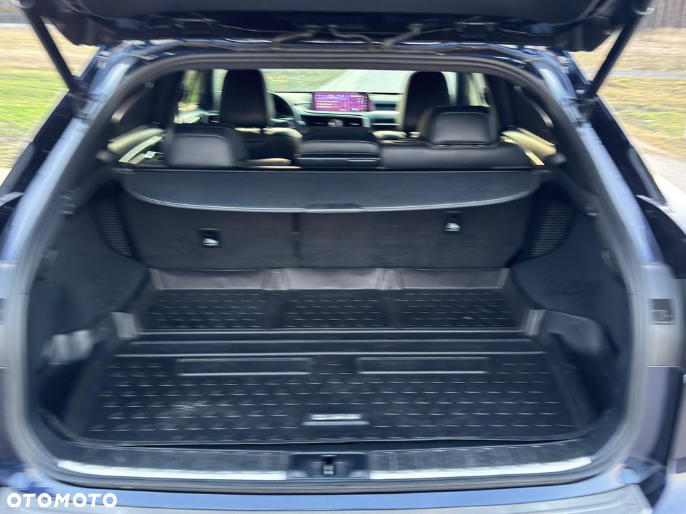 Lexus RX - 8