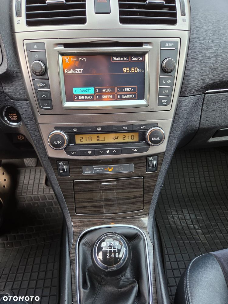 Toyota Avensis 2.2 D-CAT Prestige - 21