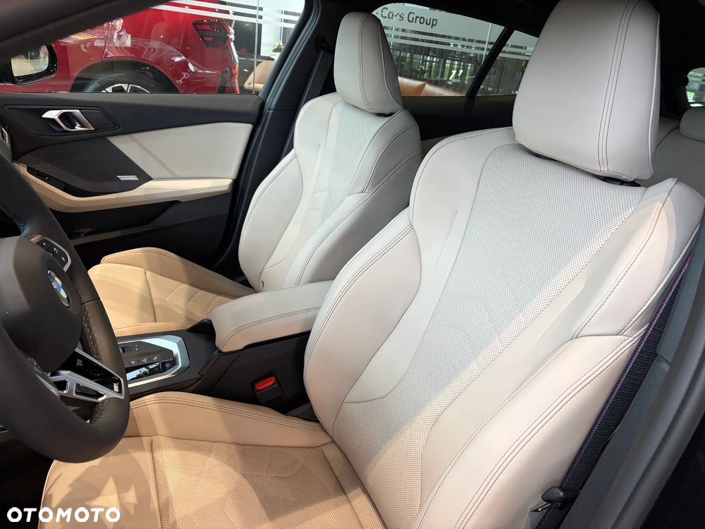 BMW Seria 1 - 12
