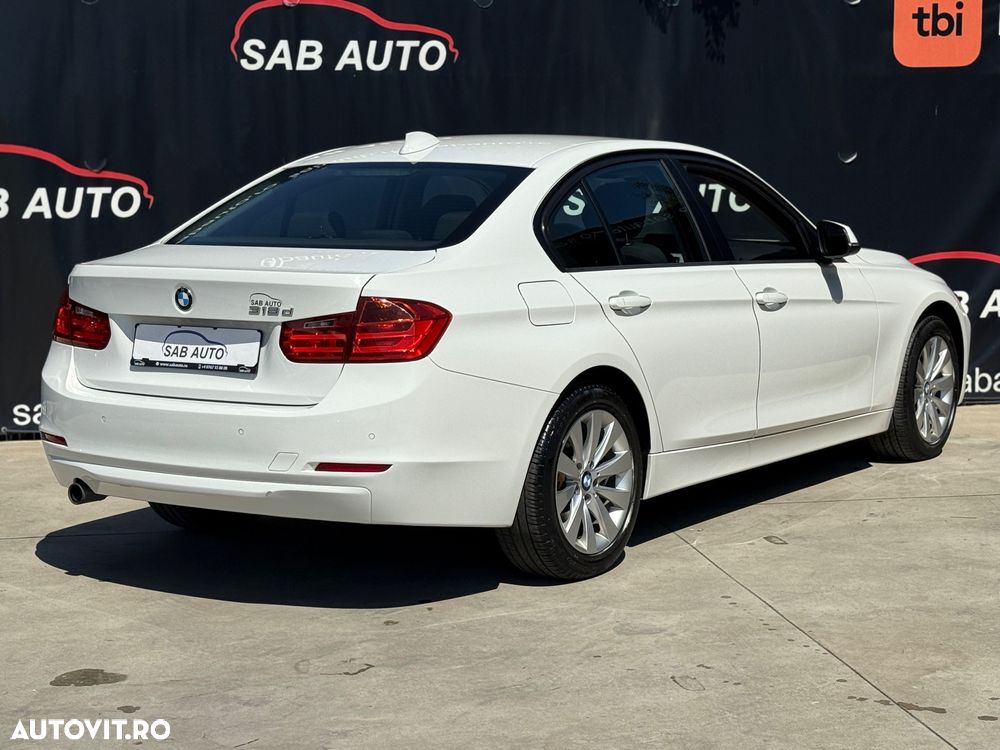 BMW Seria 3 318d Blue Performance Sport Line - 16