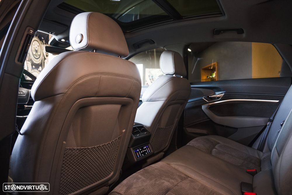 Audi e-tron 55 quattro S line - 7