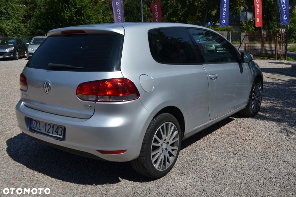 Volkswagen Golf - 3
