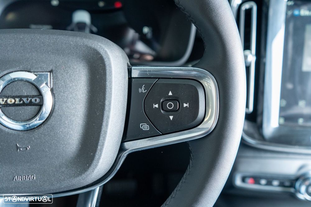 Volvo C40 Recharge 82 kWh Twin Motor Ultimate - 26