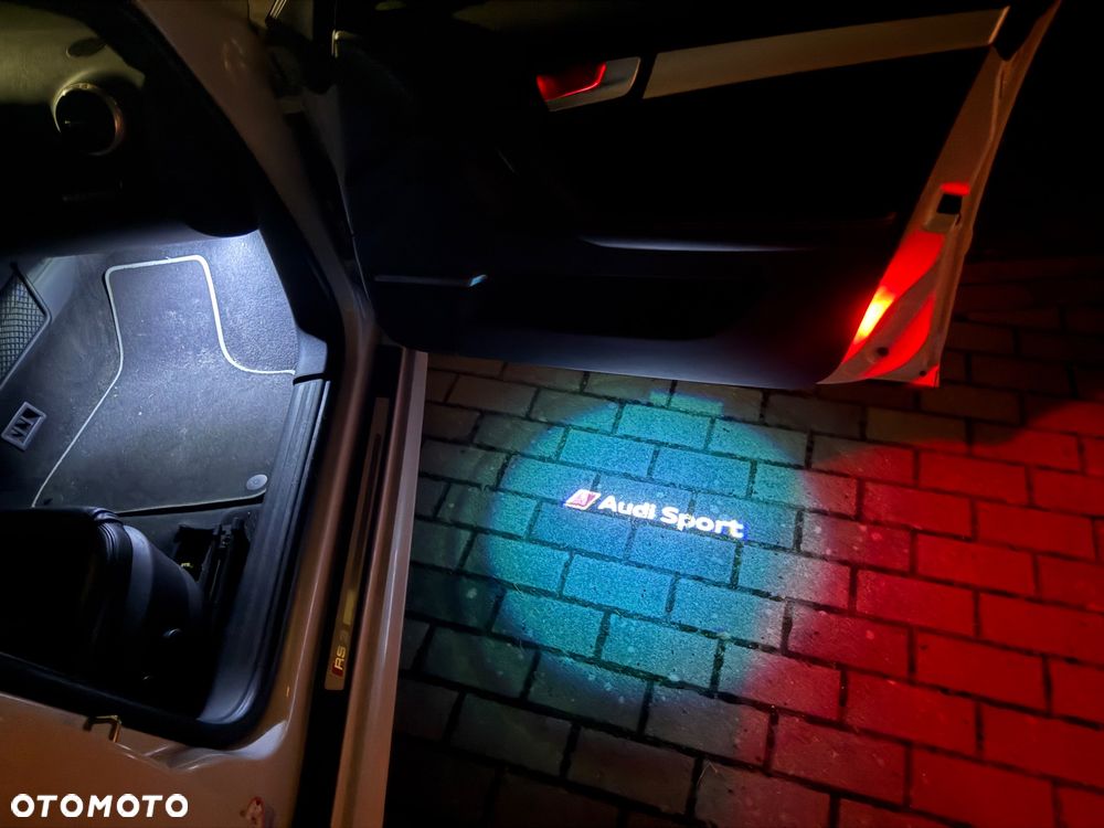 Audi RS3 Sportback Standard - 16