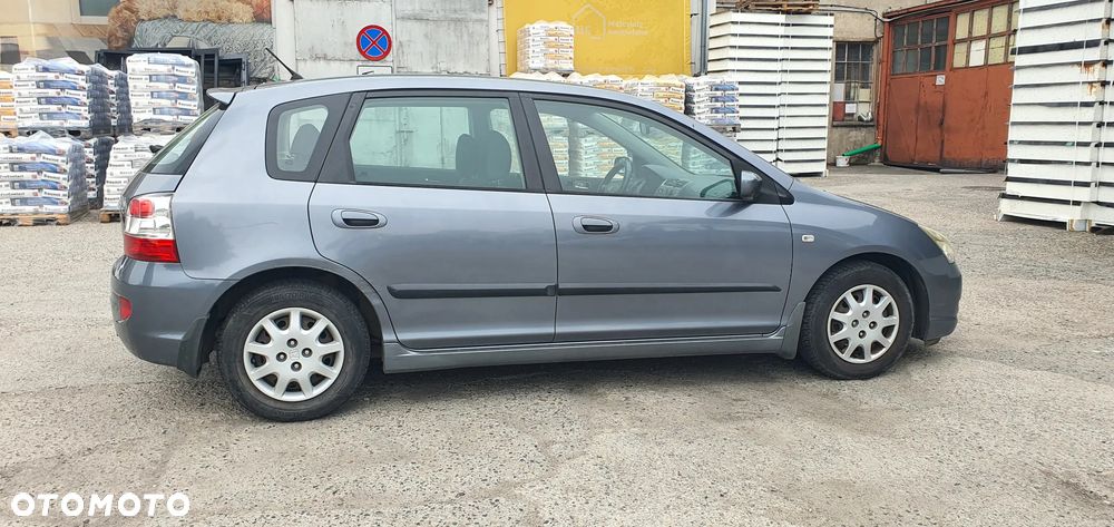 Honda Civic 1.4i S - 21