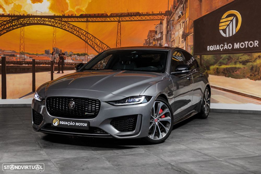 Jaguar XE 2.0 D200 R-Dynamic Black - 2