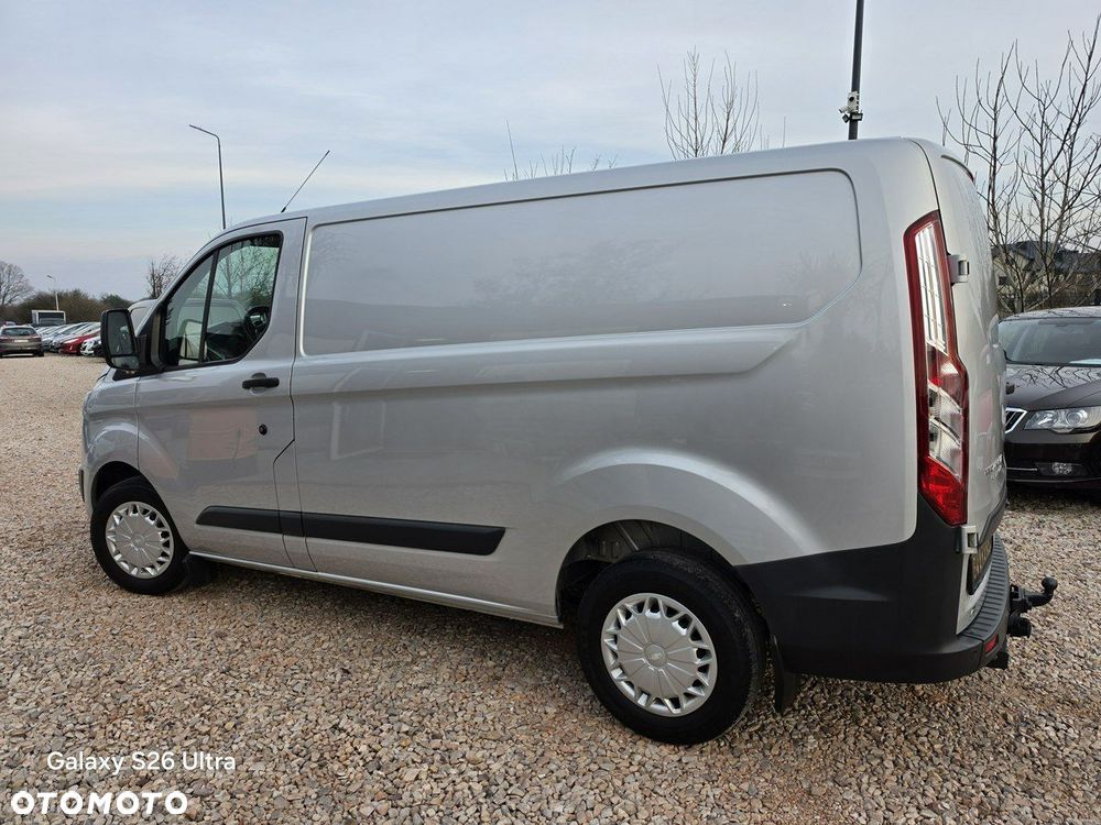 Ford Transit Custom - 11