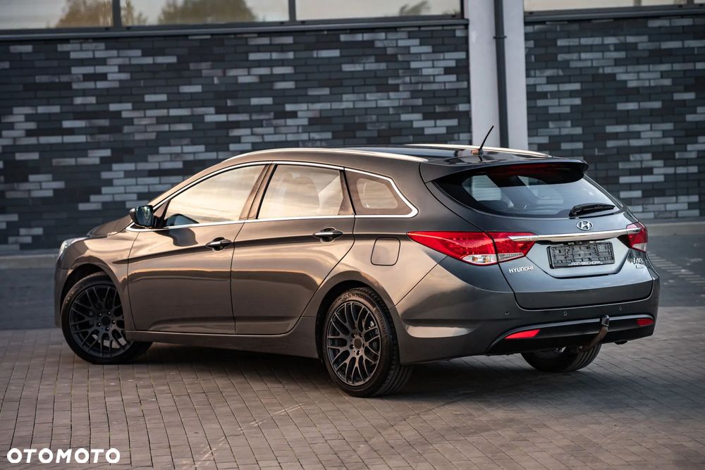 Hyundai i40 1.7 CRDi Comfort + - 7