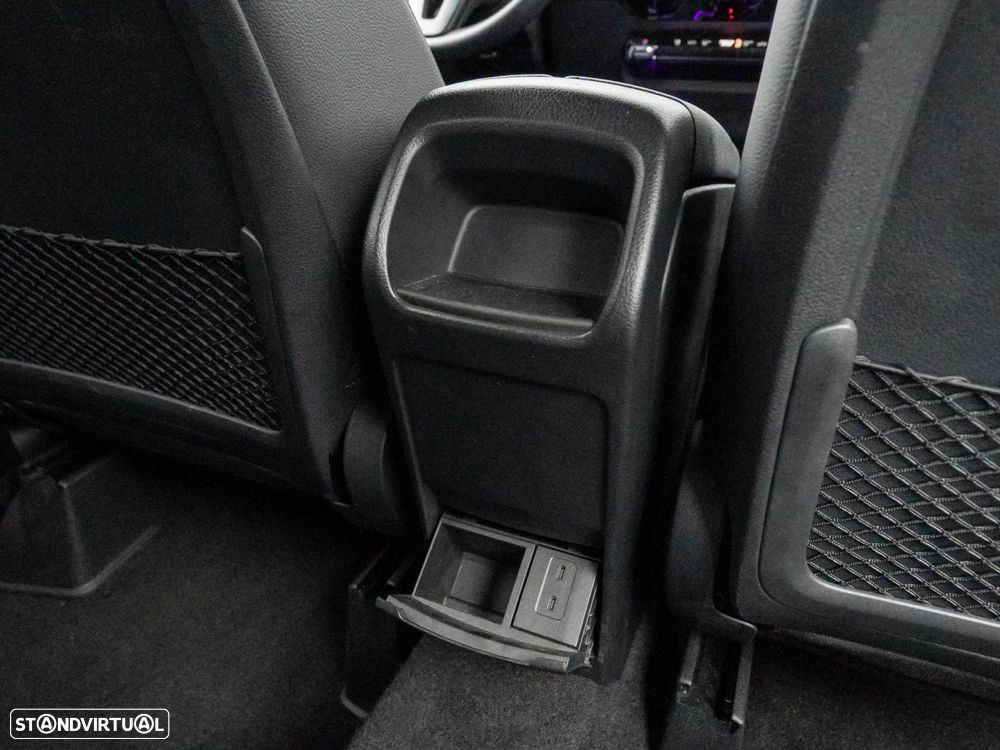 Mercedes-Benz GLA 200 d Style - 44