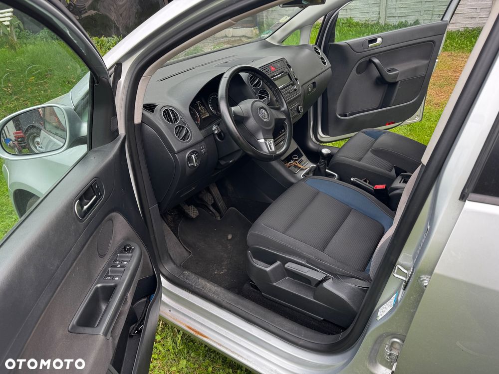 Volkswagen Golf Plus - 15