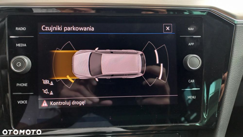Volkswagen Passat 2.0 TSI Elegance DSG - 25
