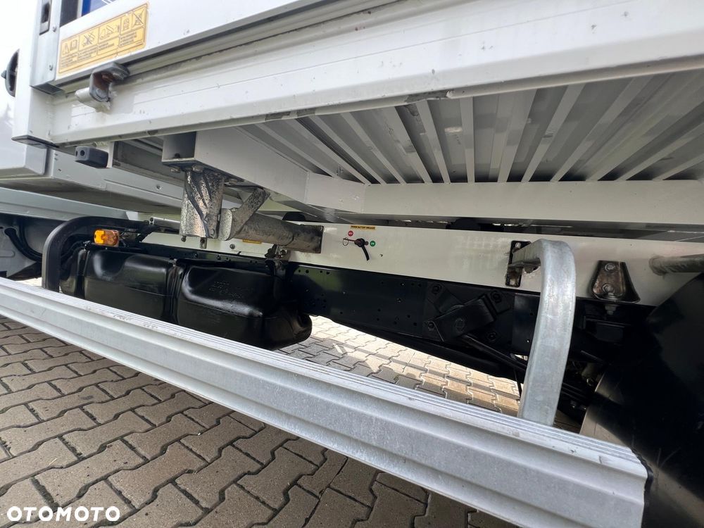 Iveco DAILY 35-160 3,0 HPI WYWROTKA 3 STRONNA TYLKO 154.000 KM PRZEBIEGU - 20