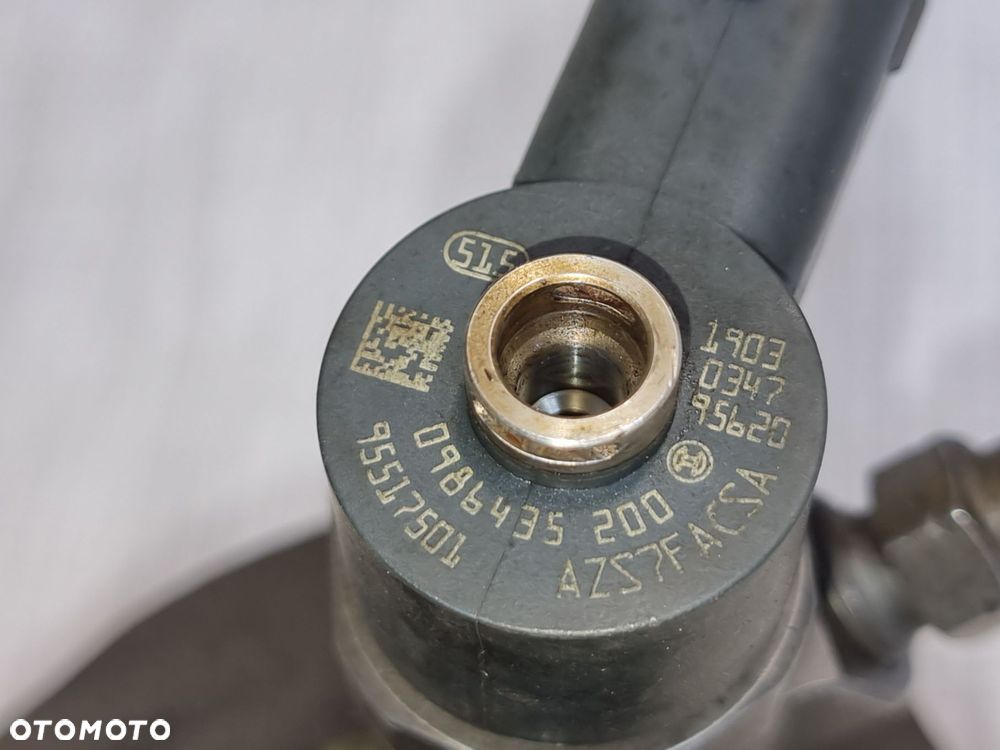 Wtryskiwacz wtrysk Opel Corsa D 1,3 cdti 95517501 - 6