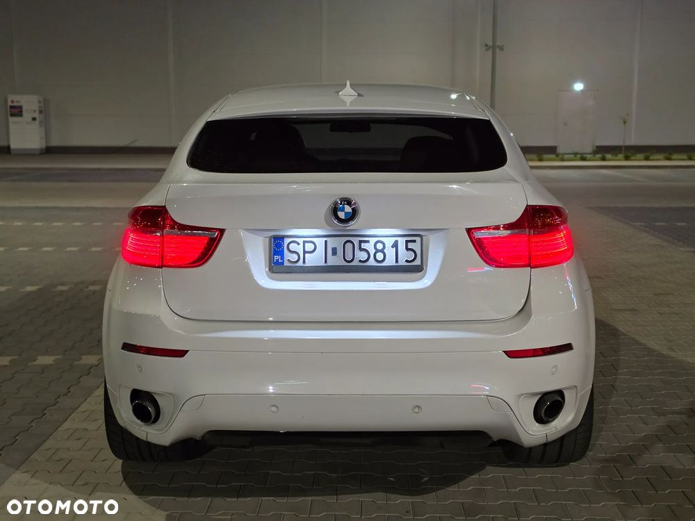 BMW X6 - 12