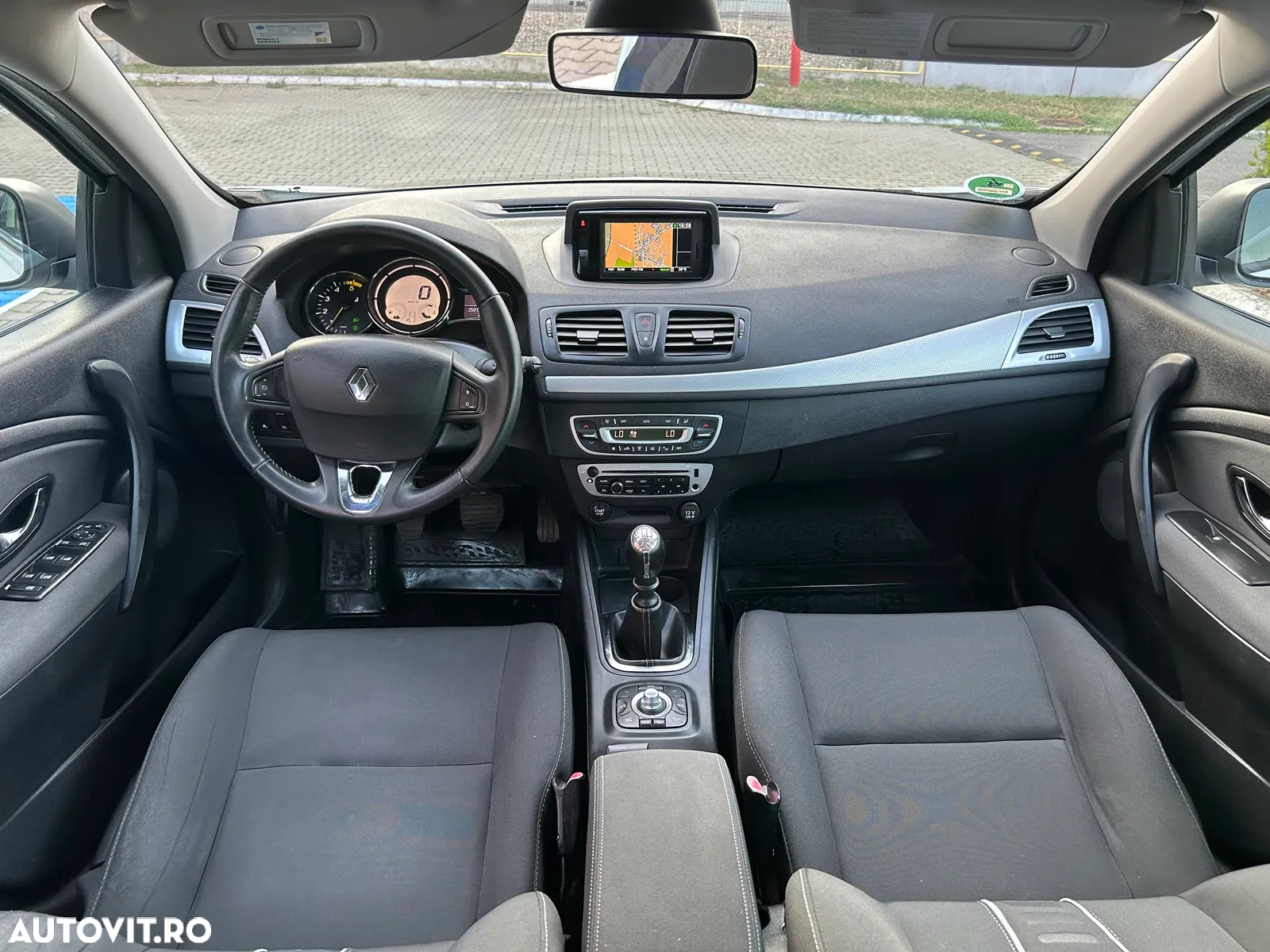 Renault Megane 1.5 dCi Dynamique - 8