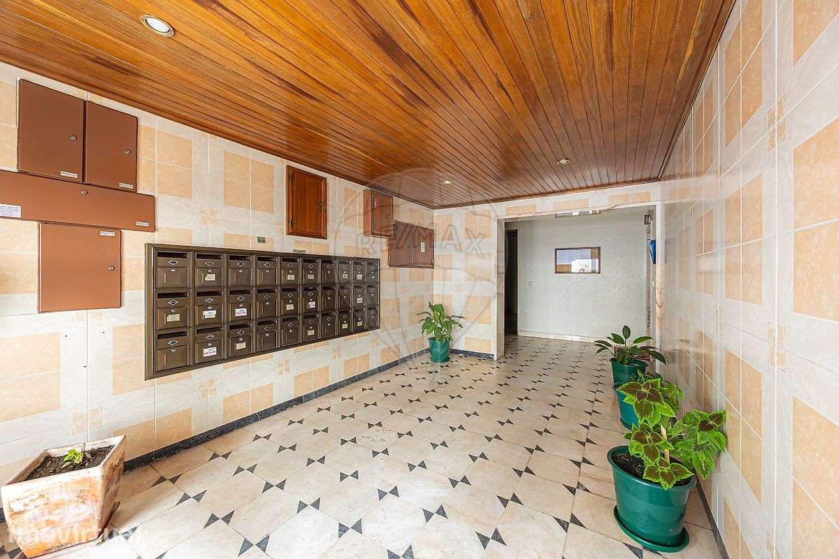 Apartamento T4 para venda - Grande imagem: 2/17
