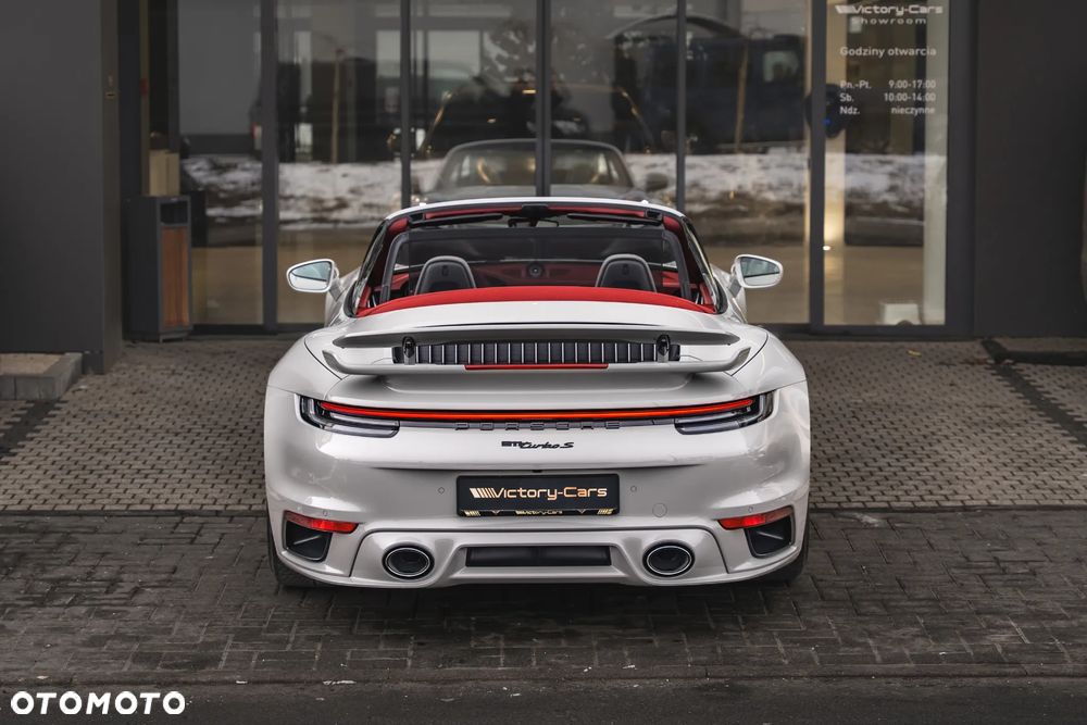 Porsche 911 Turbo S - 17