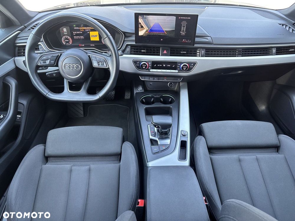 Audi A4 Limousine - 10