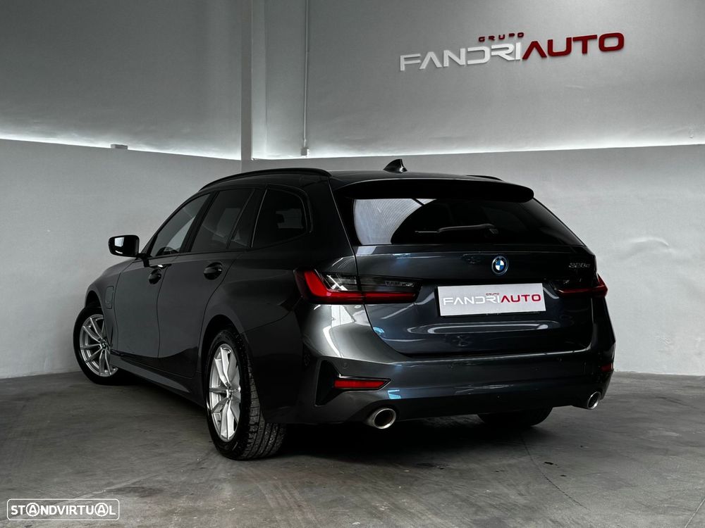 BMW 320 - 11