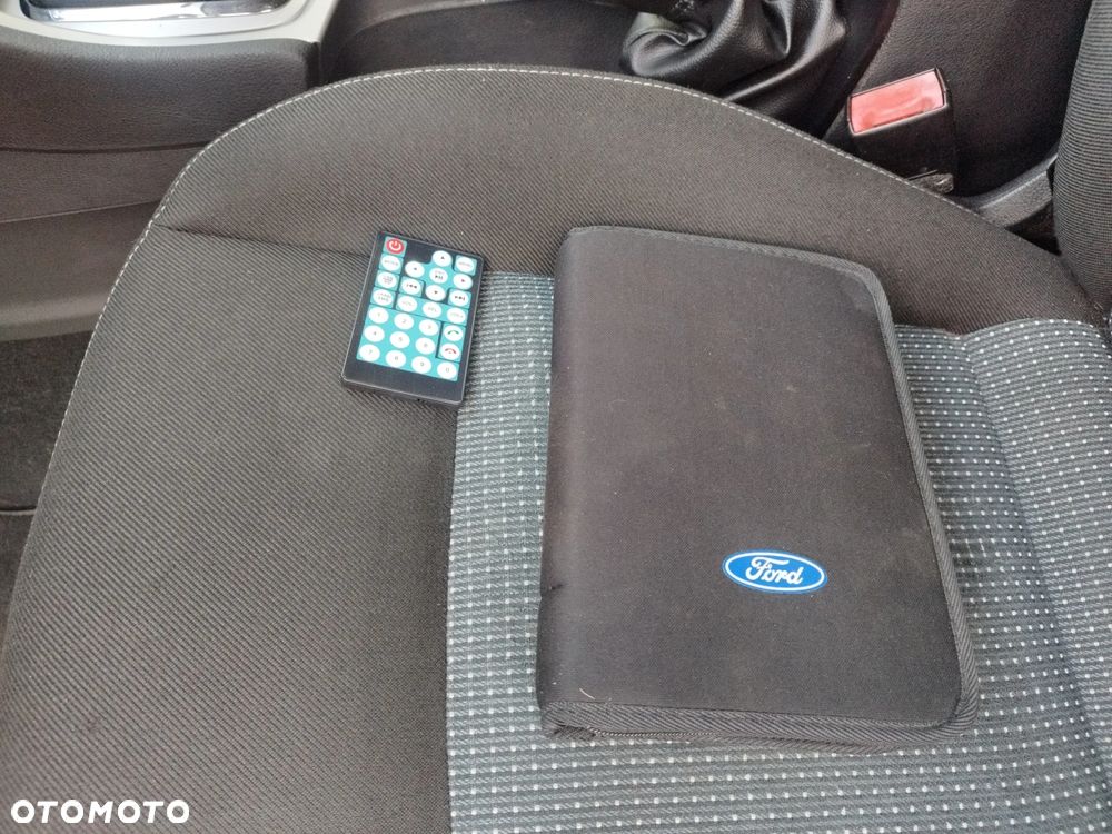 Ford Mondeo 2.0 Platinium X - 29