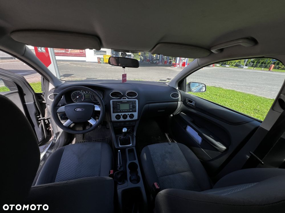Ford Focus - 18