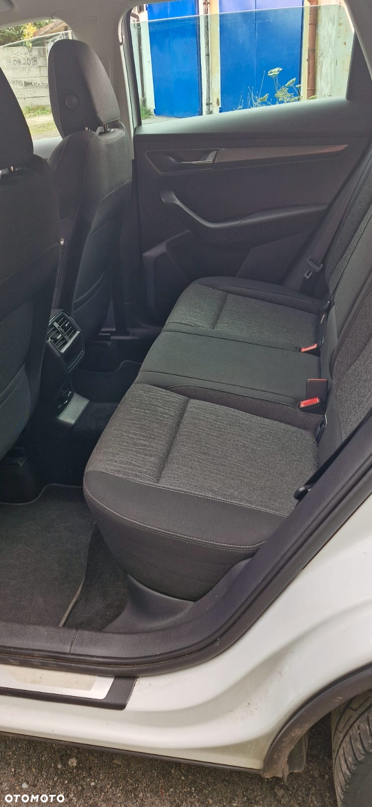 Skoda Karoq 1.6 TDI 4x2 Ambition DSG - 13