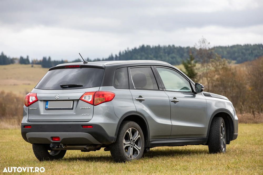 Suzuki Vitara 1.6 DDIS 4X4 Luxus - 9