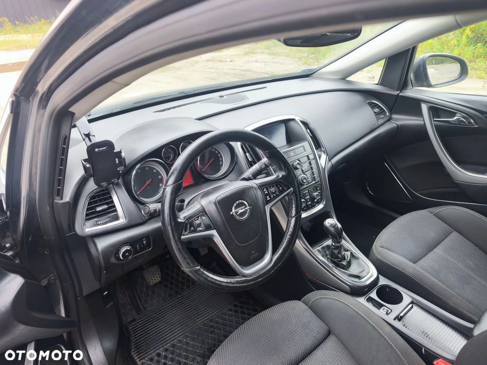 Opel Astra 2.0 CDTI Cosmo - 9