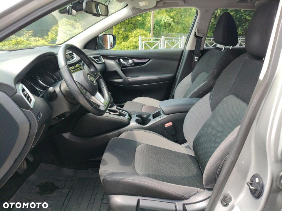 Nissan Qashqai - 11
