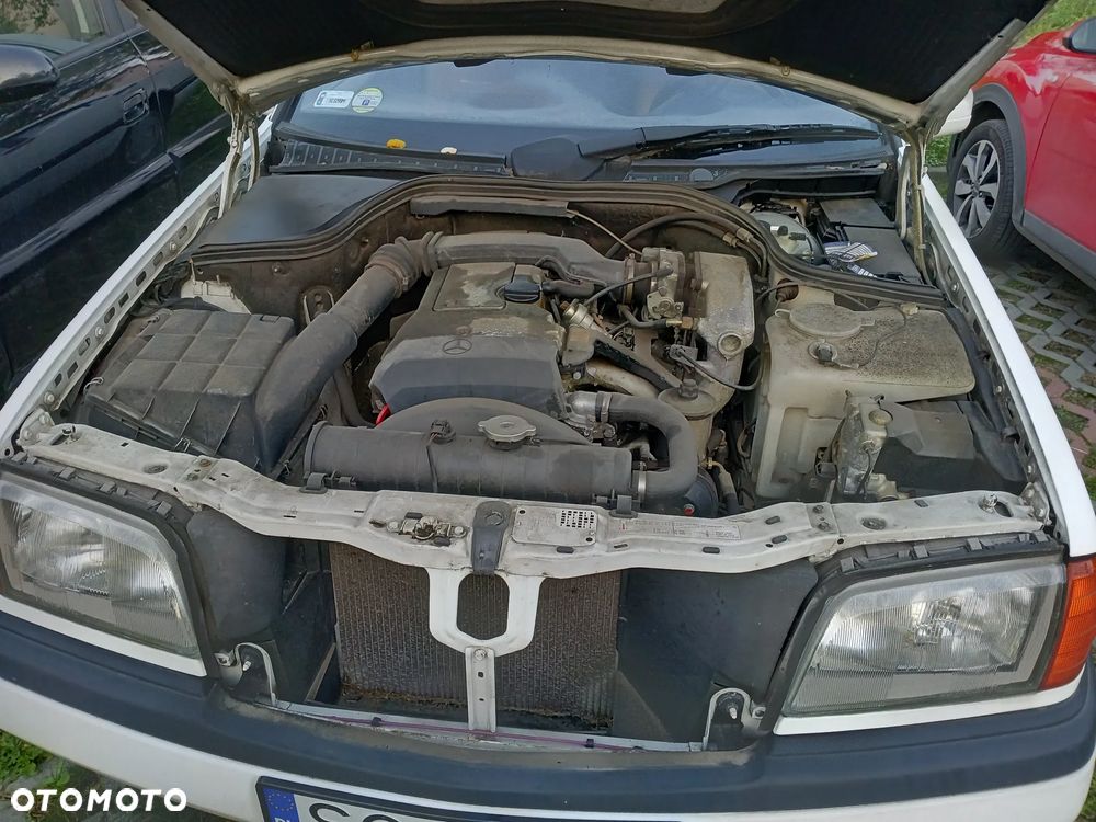Mercedes-Benz Klasa C 200 Classic - 6