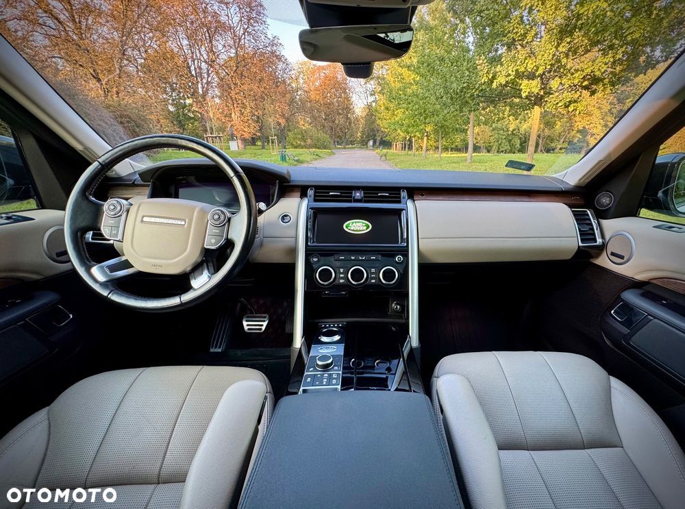 Land Rover Discovery V 3.0 Si6 HSE - 12