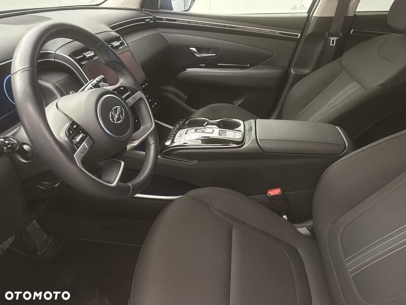 Hyundai Tucson 1.6 T-GDi HEV Executive 2WD - 12
