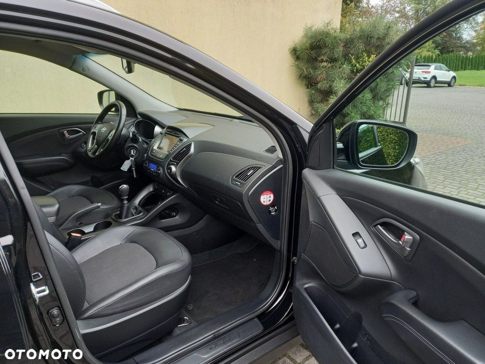 Hyundai ix35 1.7 CRDi Premium 2WD - 24