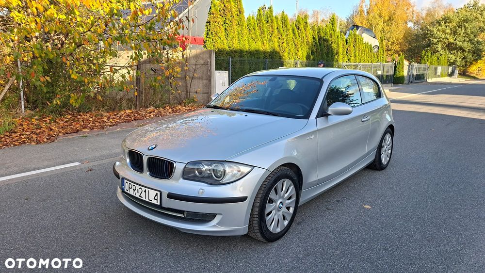 BMW Seria 1 2008 photo 3