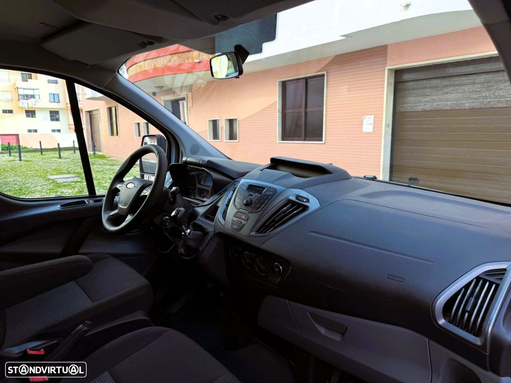 Ford Transit Custom - 8