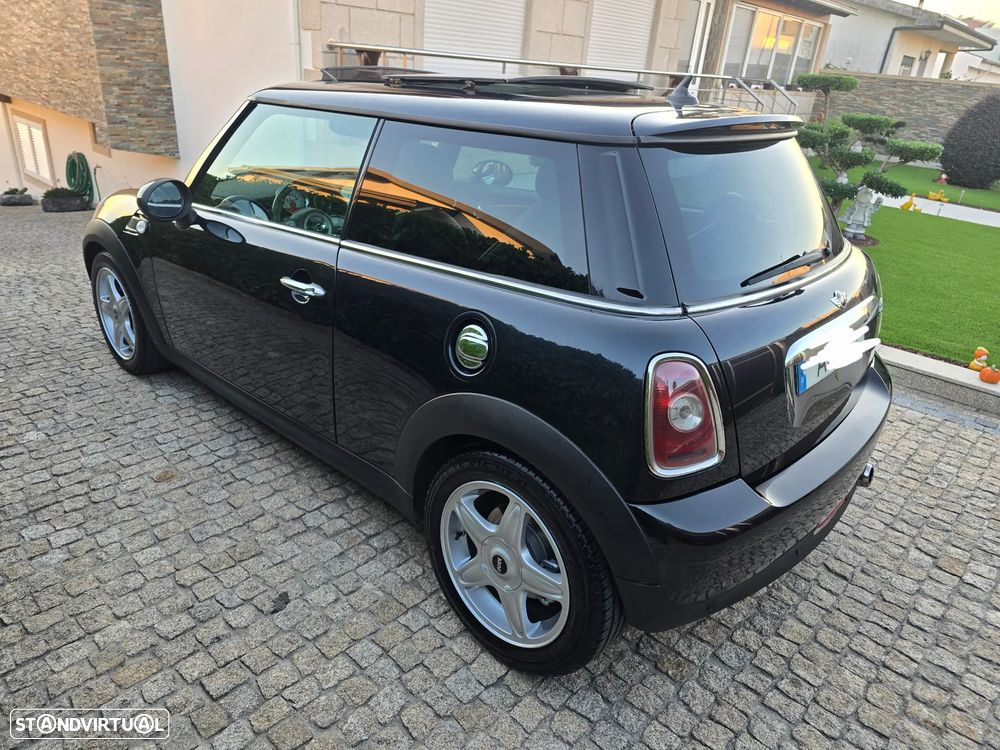 MINI 3 Portas Cooper D - 27