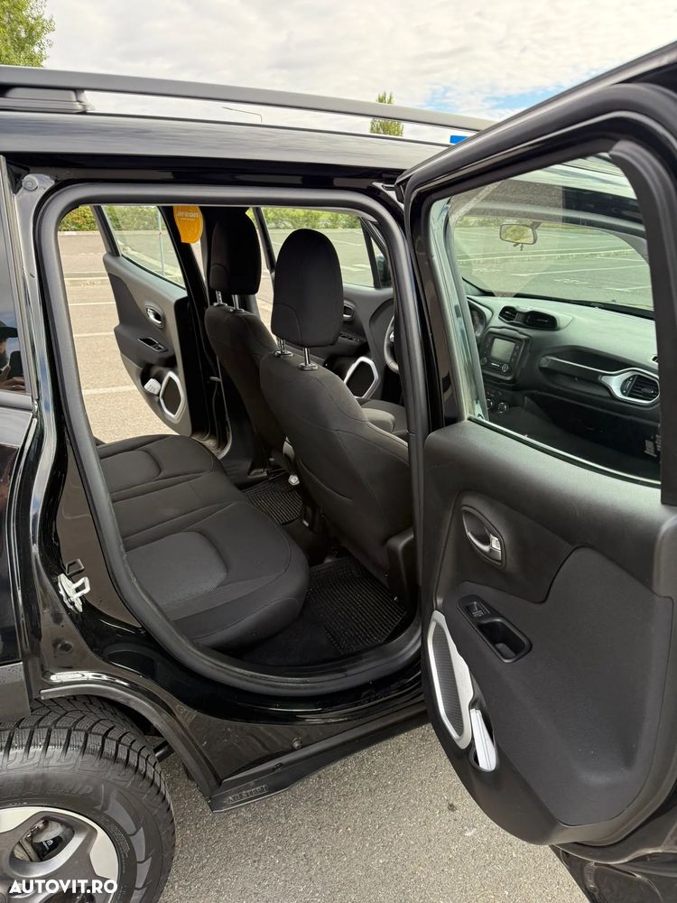 Jeep Renegade - 11