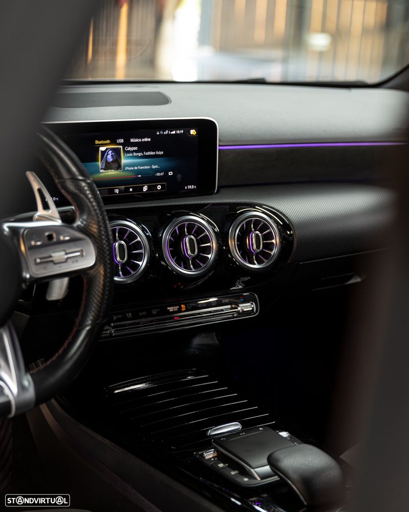 Mercedes-Benz A 180 d 7G-DCT AMG Line - 12