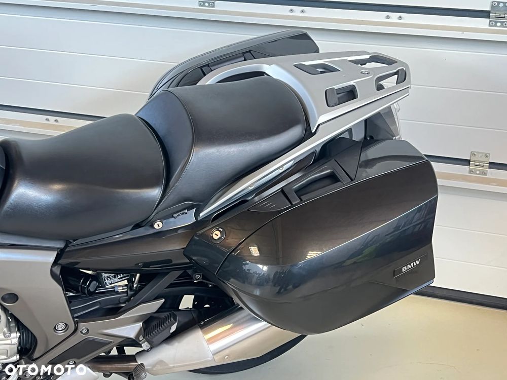 BMW K - 9