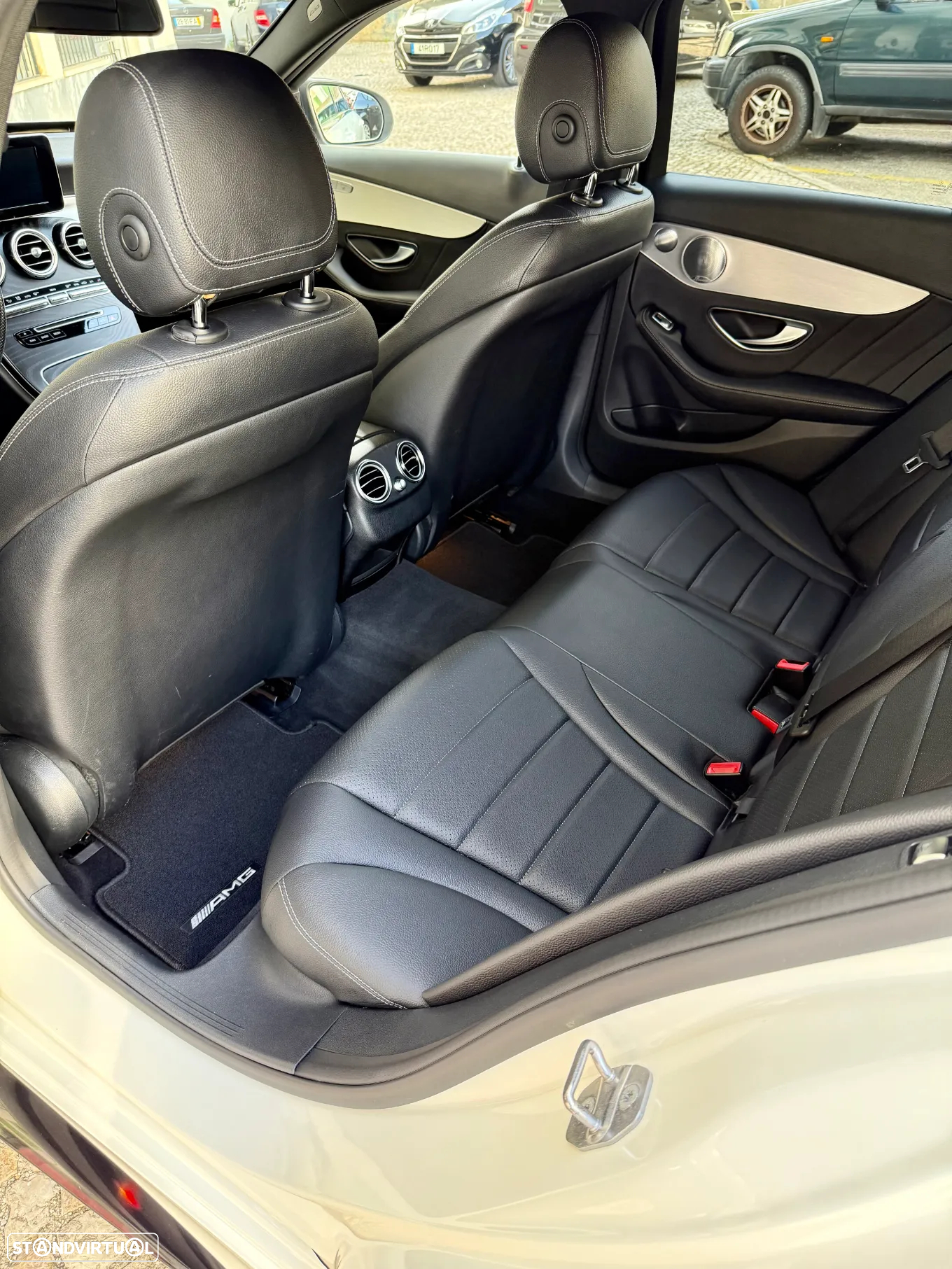 Mercedes-Benz C 220 d 4Matic Station 9G-TRONIC AMG Line - 9