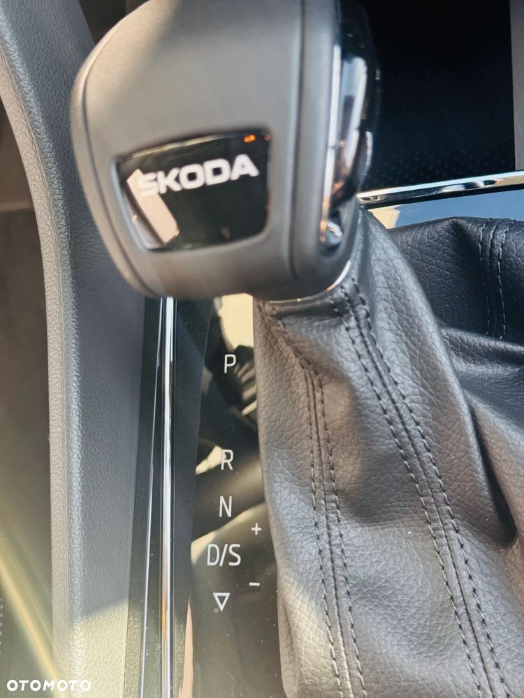 Skoda Karoq 1.5 TSI ACT Edition 130 DSG - 22