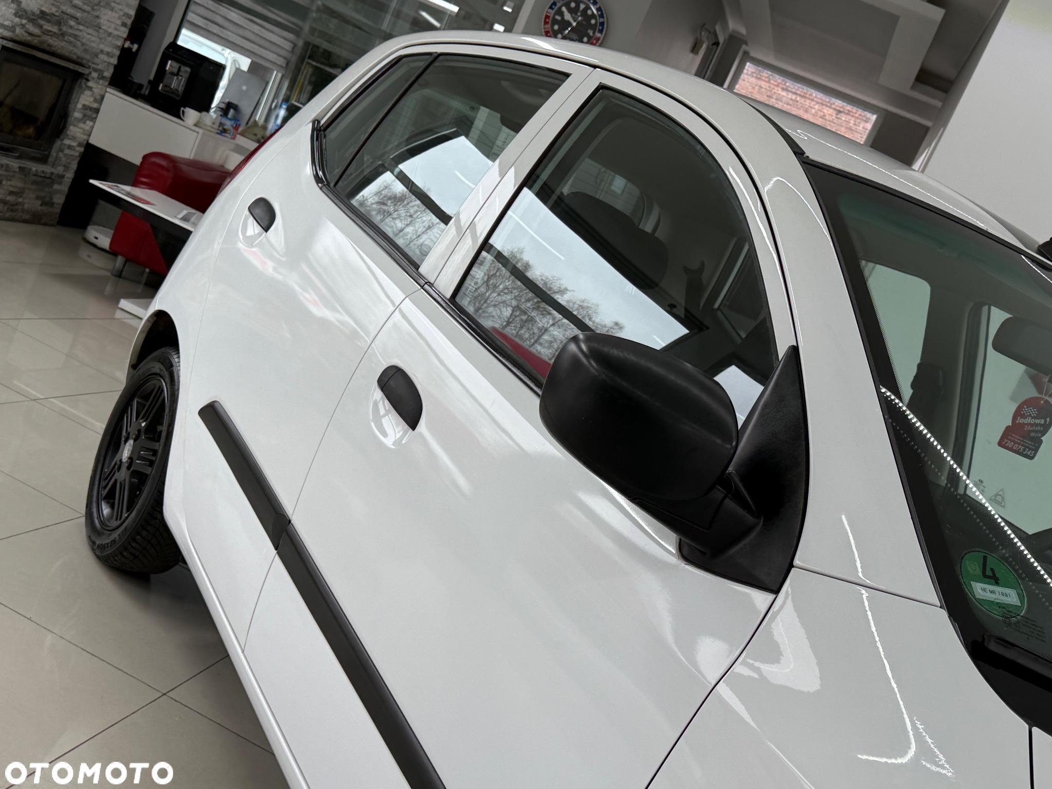 Hyundai i10 1.1 Premium - 12