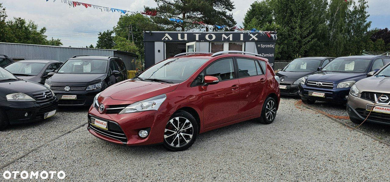 Toyota Verso - 5