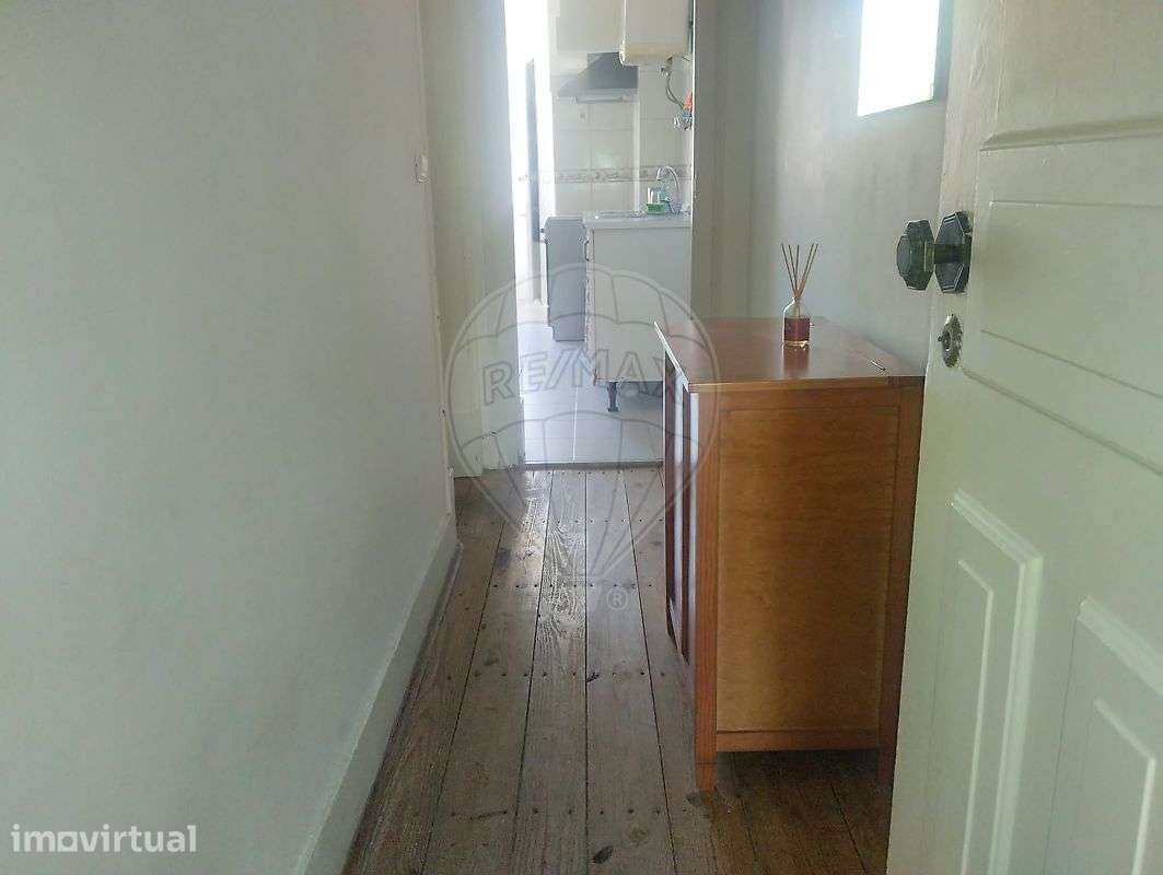 Apartamento T1 para arrendamento - Grande imagem: 2/11
