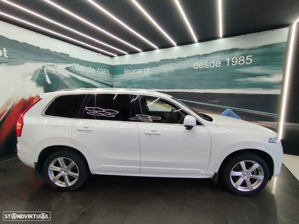 Volvo XC 90 2.0 B5 Momentum Plus AWD - 4