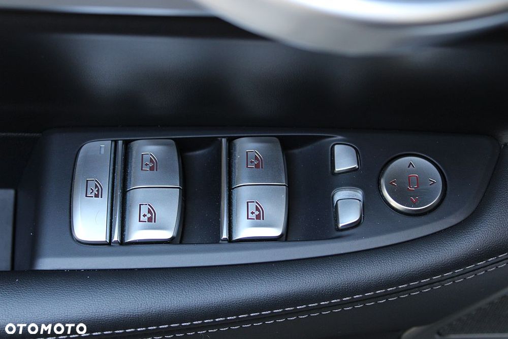BMW Seria 7 730d xDrive mHEV sport - 13