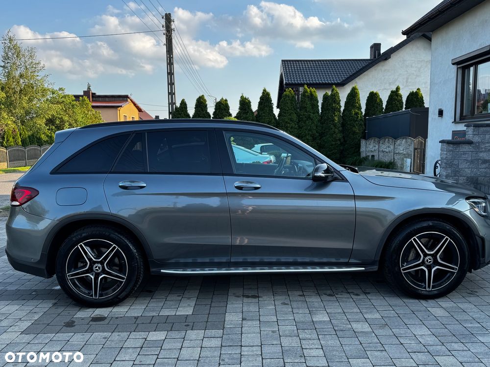Mercedes-Benz GLC 300 d 4-Matic - 10