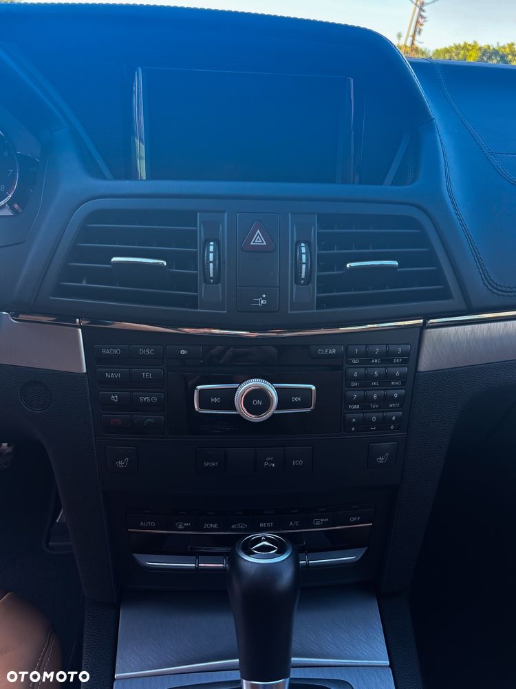 Mercedes-Benz Klasa E 500 BlueEffICIENCY - 33