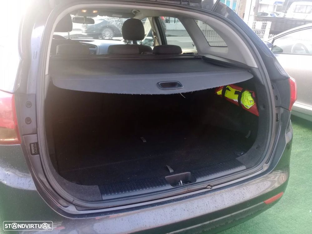 Kia Ceed SW 1.4 CRDi More - 29