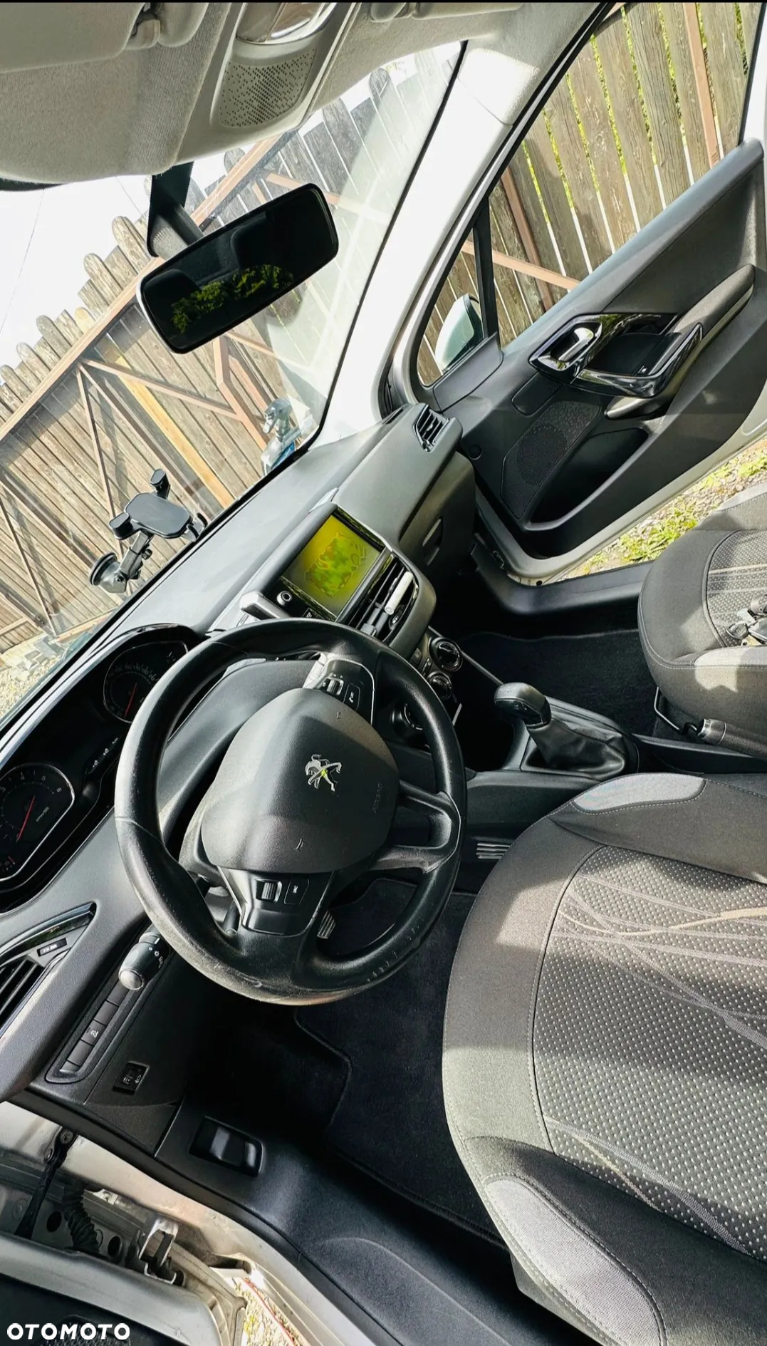 Peugeot 208 1.4 HDi Business Line - 5